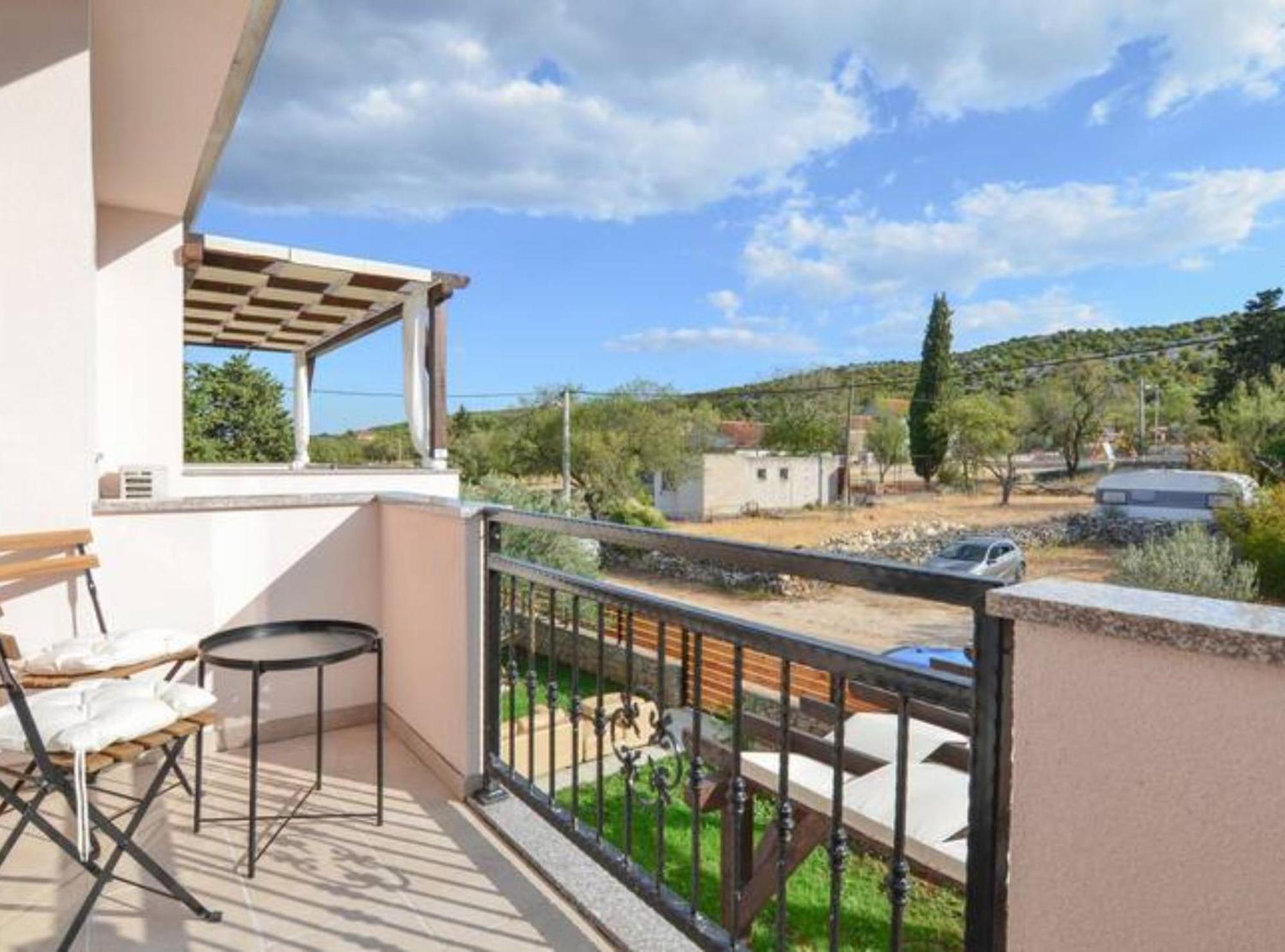 Apartment Villa Troskot 피로바츠 외부 사진