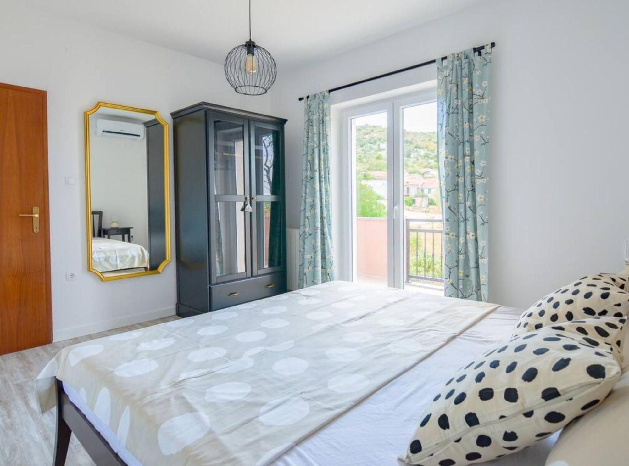 Apartment Villa Troskot 피로바츠 외부 사진